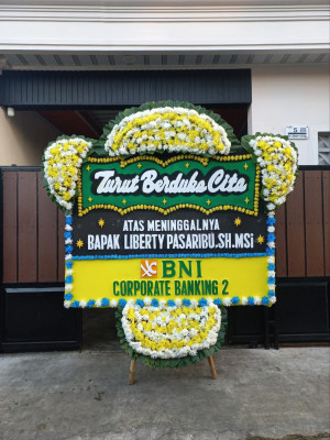 Papan Bunga Duka di Ranotana