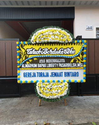 Papan Bunga Duka di Ranotana