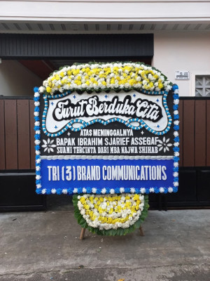 Papan Bunga Duka di Ranotana